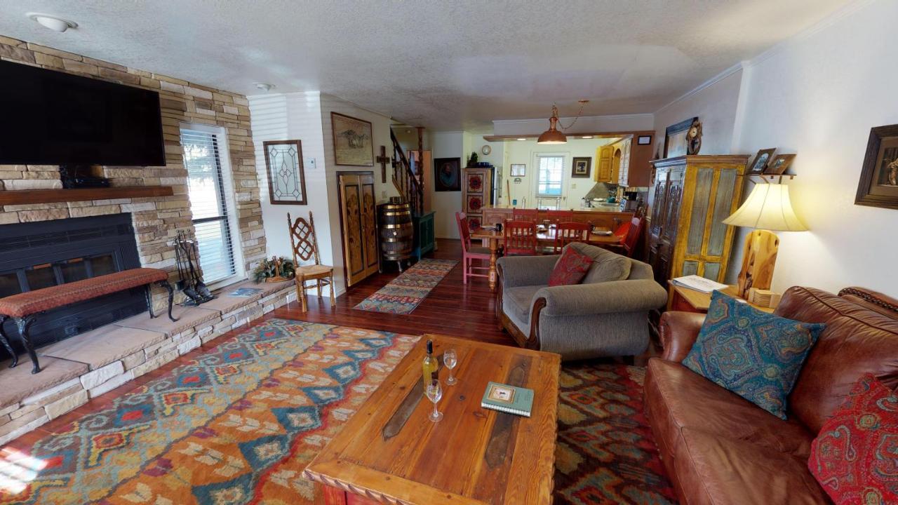 Claim Jumper 8 Townhouse With High Speed Wifi Lejlighed Red River Eksteriør billede